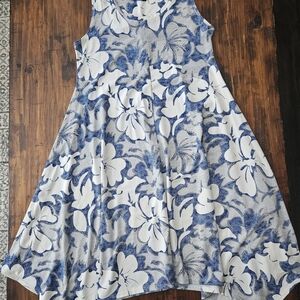 Northern Reflections Blue and White Floral Midi Dress